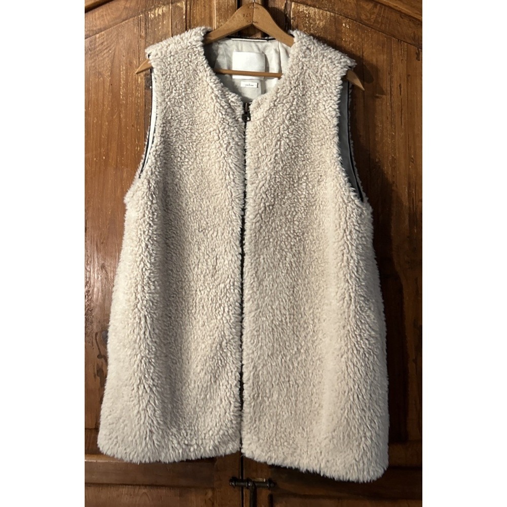 Women's Aritzia Wilfred Zip Chatou Sherpa Vest Jacket Size Large